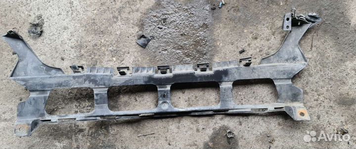 Скелет переднего бампера Mercedes W221