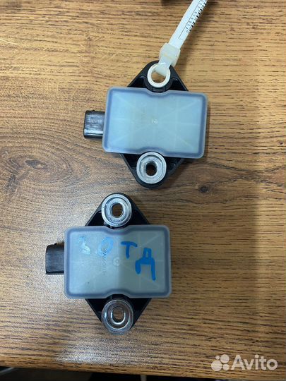 Датчик ускорения для Jeep Grand Cherokee WK2 2010