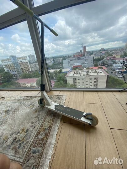 Трюковой самокат solo