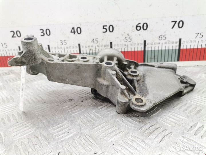 Кронштейн генератора для Renault Megane 2