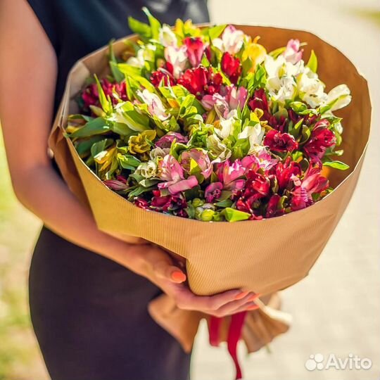 Букет 165 Альстромерии микс