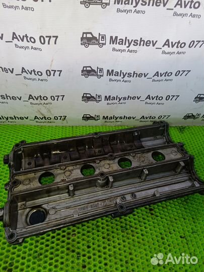 Клапанная крышка Ford Mondeo 2 1.8