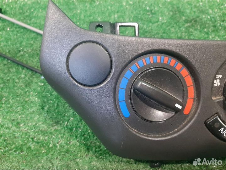 Панель управления отопителя Chevrolet aveo T255 2