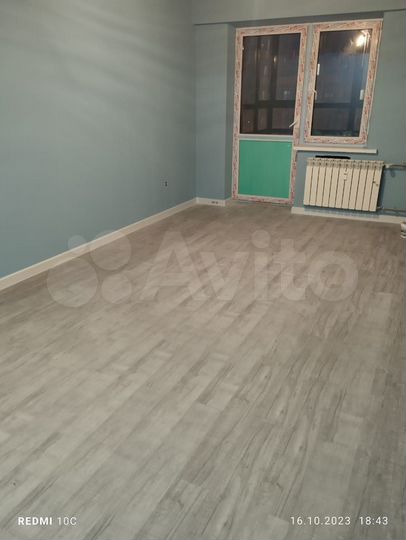 Квартира-студия, 32,3 м², 8/10 эт.