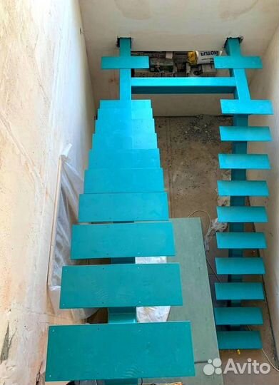 Лестница металлическая. На рынке 10 лет