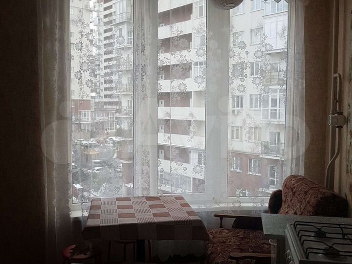 2-к. квартира, 50 м², 4/8 эт.