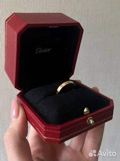 Золотое кольцо cartier love