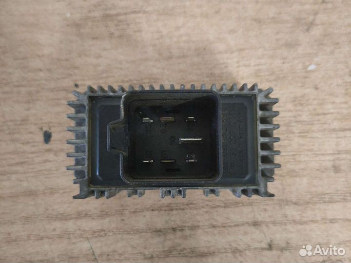 Реле свечей накаливания Opel Vectra C 2002 Y22DTR