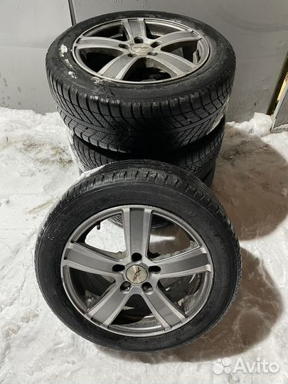 Goodyear Vector 4Seasons 205/55 R16