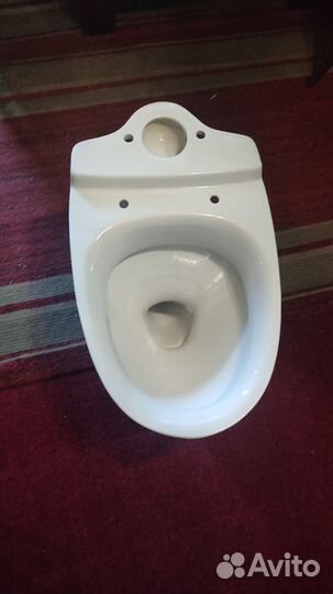 Унитаз с бачком новый