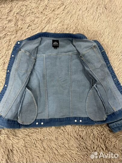 Джинсовая куртка для девочки