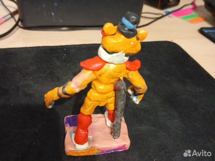 Мишка Фредди, из пластилина