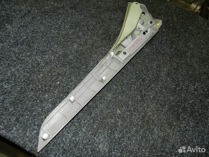 Накладка центральной консоли левая Lexus IS250