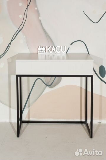 Туалетный столик консоль anger