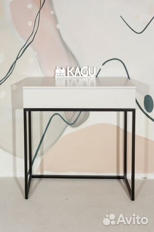 Туалетный столик консоль anger