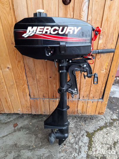 Лодочный мотор