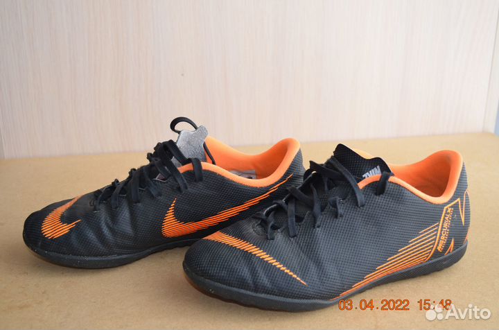 Продам бутсы