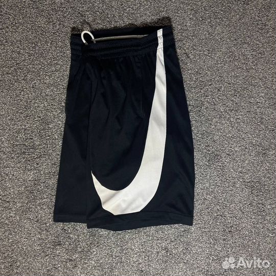 Шорты Nike Big Swoosh