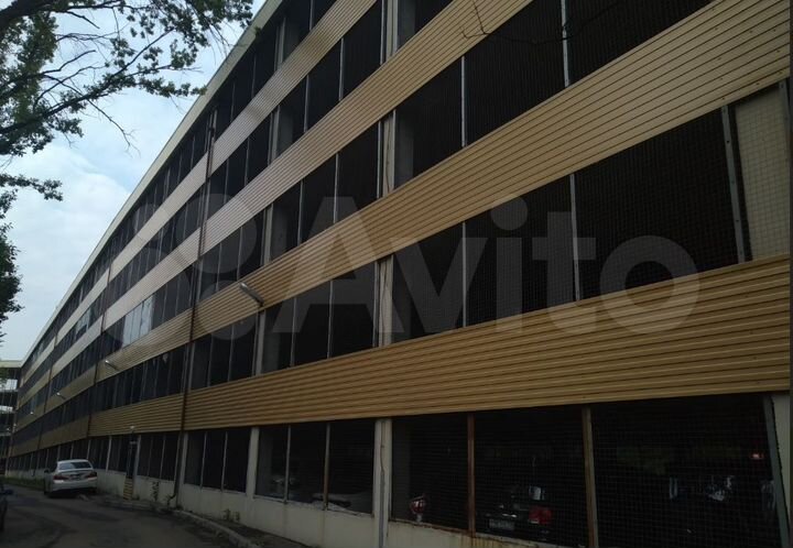 Машиноместо, 18 м²