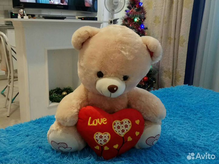 Плюшевый медведь