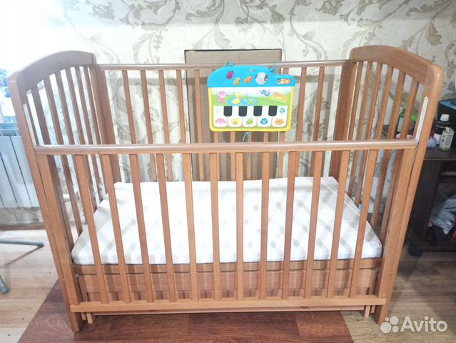 Детская кроватка