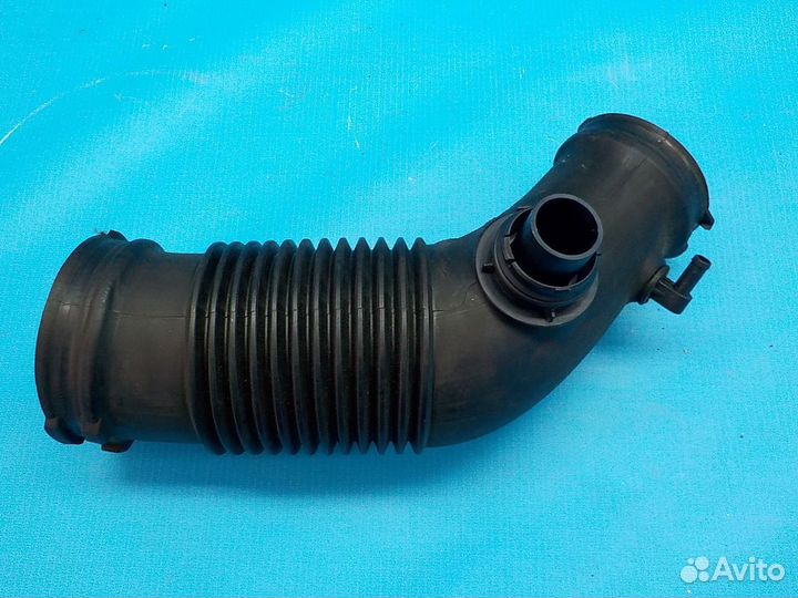 Резонатор воздушного фильтра Audi A6 (C6, 4F) 2005