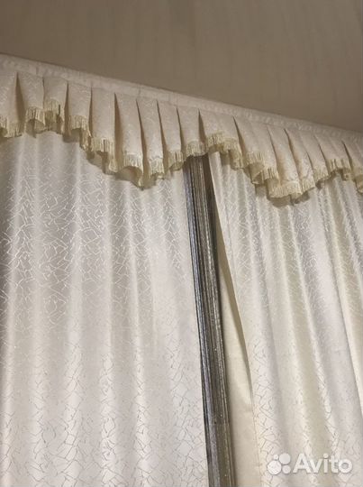 Шторы с ламбрекеном