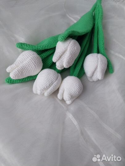 Букет вязаных тюльпанов