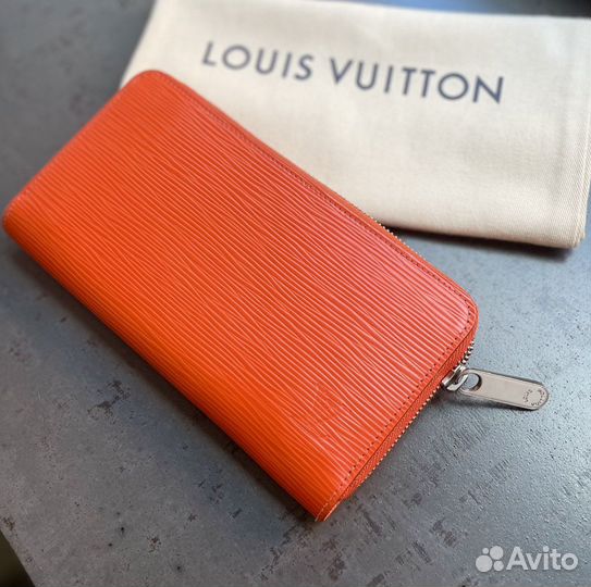 Louis Vuitton Оригинал Zippy Epi Кошелек