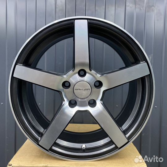 Диски 17 дюймов 5/114,3