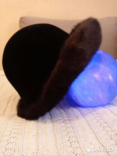 Шляпка женская