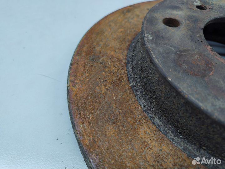 Диск тормозной передний Nissan Primera P11 1998 г