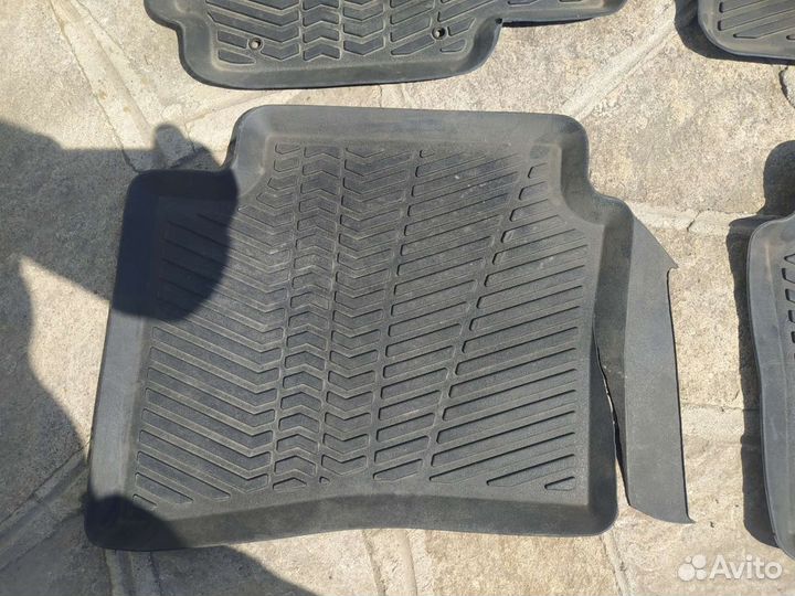 Коврики в салон на hyundai solaris