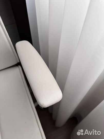 Компьютерное кресло