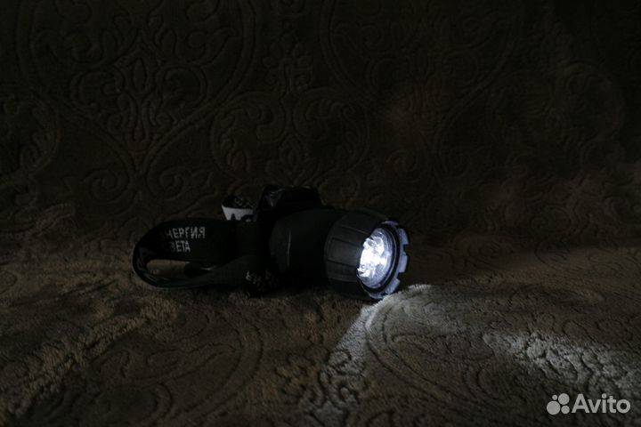 Налобный фонарик