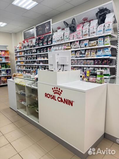 Корм для собак и кошек