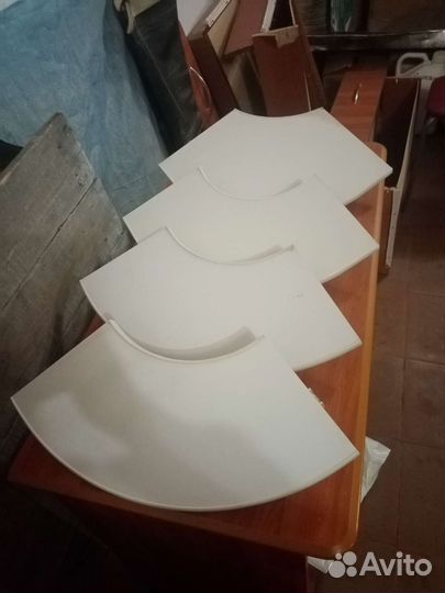 Угловая полка