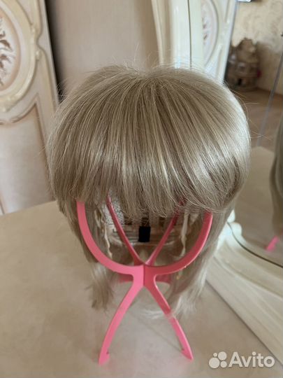 Парик женский