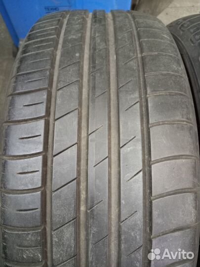 Goodyear EfficientGrip Performance 225/55 R17 97W