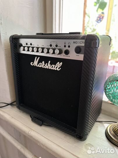 Комбоусилитель Marshall MG15CFX