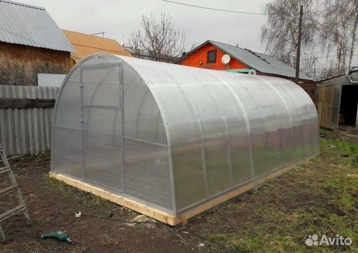 Теплица из поликарбоната
