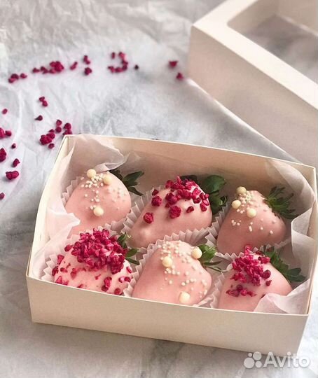 Коробочка клубника в шоколаде