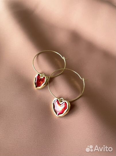 Серьги Heart hoops