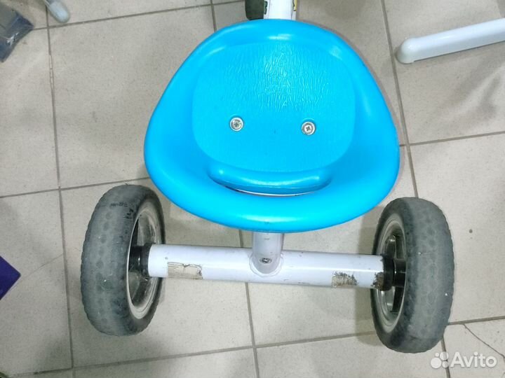 Трехколесный велосипед Чижик