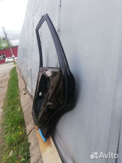 Дверь задняя правая Mercedes ML 164