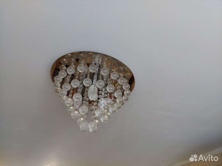 Люстра на 3 лампочки