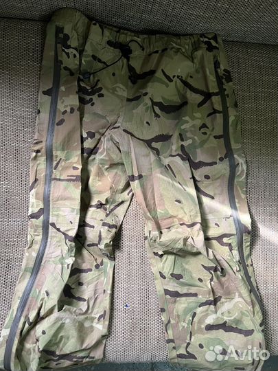 Ввз (ветро-влаго защитный костюм)