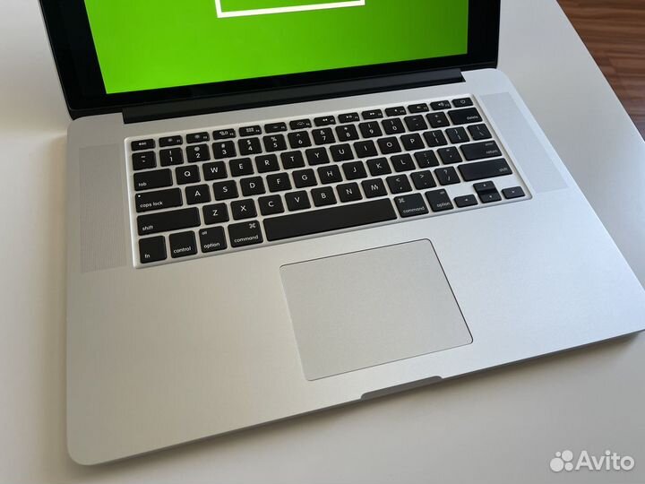 MacBook Pro 15 Retina 2013 (i7, 8GB RAM)