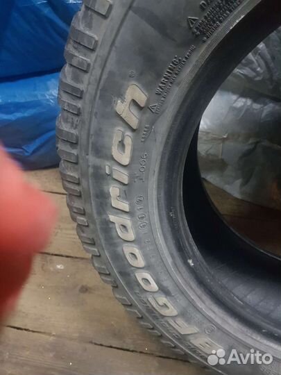 Bfgoodrich All-Terrain T/A 215/70 R16 97R