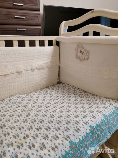 Детская кроватка
